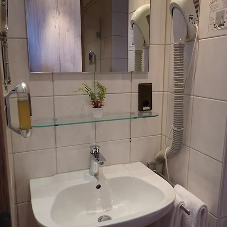 Gaestehaus Birnbaum מלון 3*
