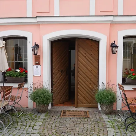 فندق Gaestehaus Birnbaum أنسباخ