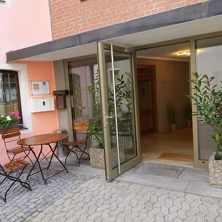 Otel Gaestehaus Birnbaum 3*